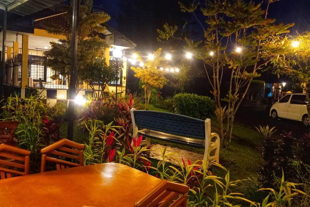 Designer Villa Tokyo Cianjur Exterior photo